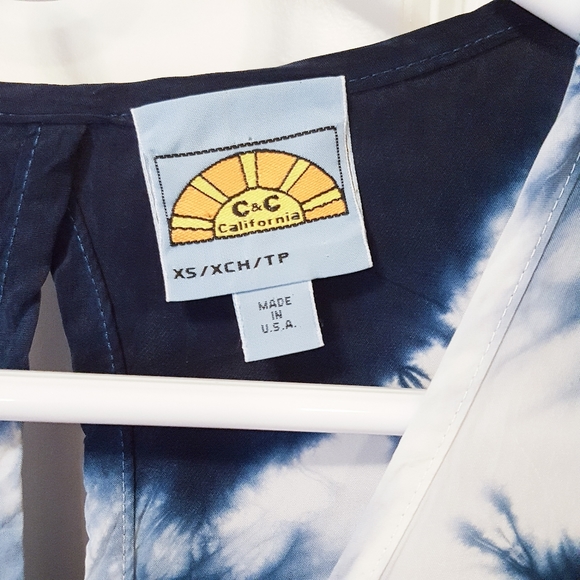 C&C California Blue Tie Dye Shift Dress - Picture 3 of 5